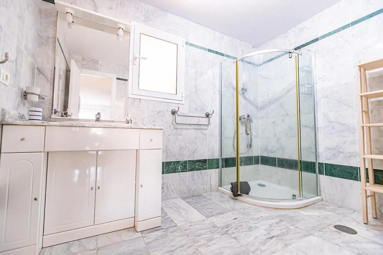 Two Bedroom Apartment In Los Cristianos Arona  0*, Arona (Tenerife)