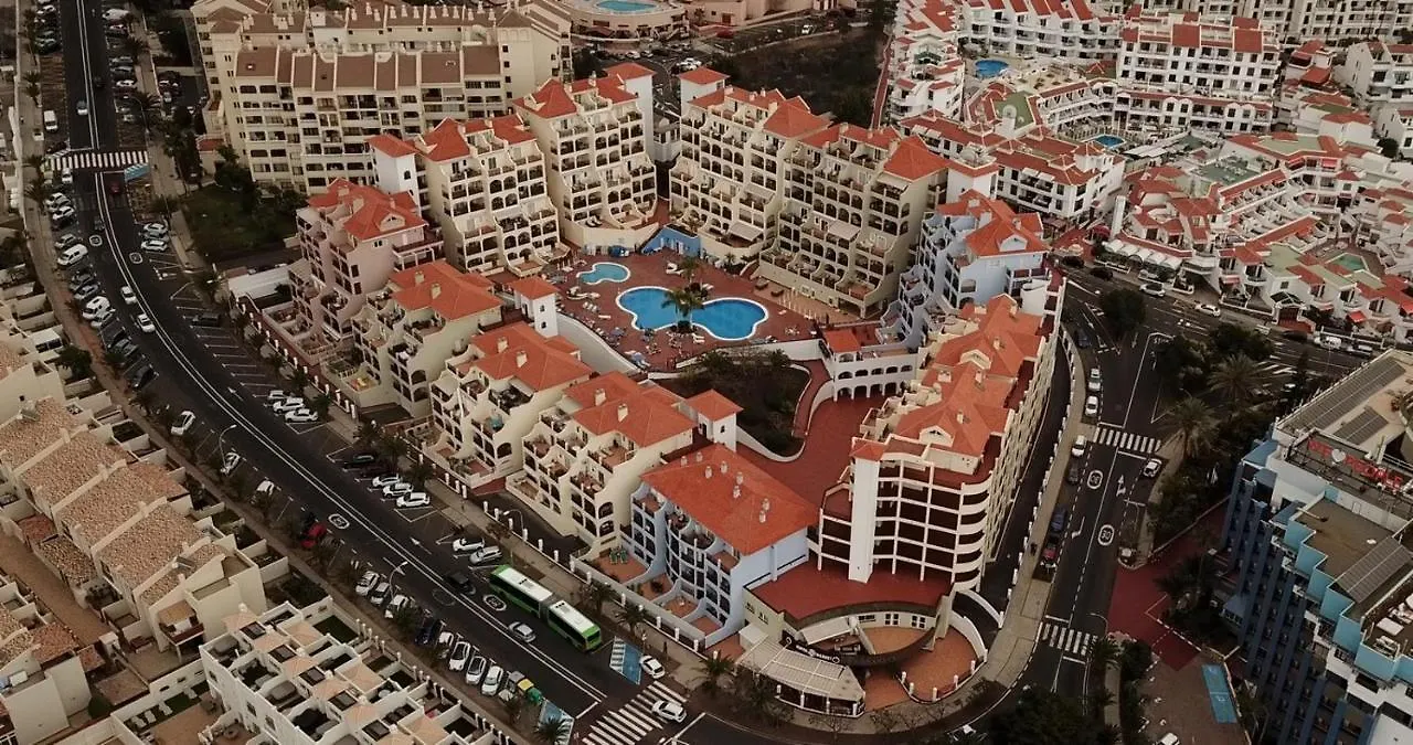 Two Bedroom Apartment In Los Cristianos Arona  Espanha